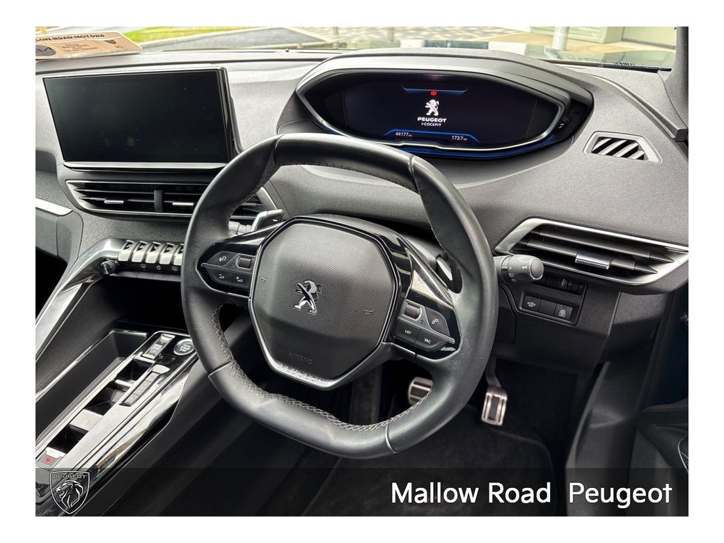 2023 Peugeot 5008