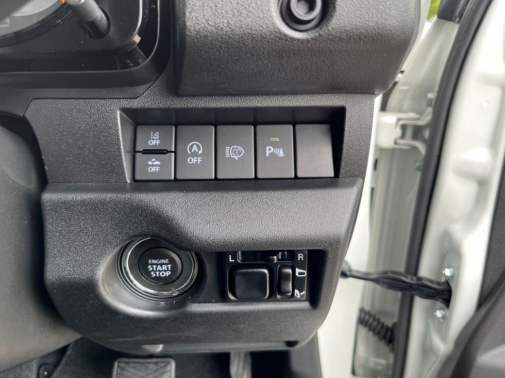 2025 Suzuki Jimny