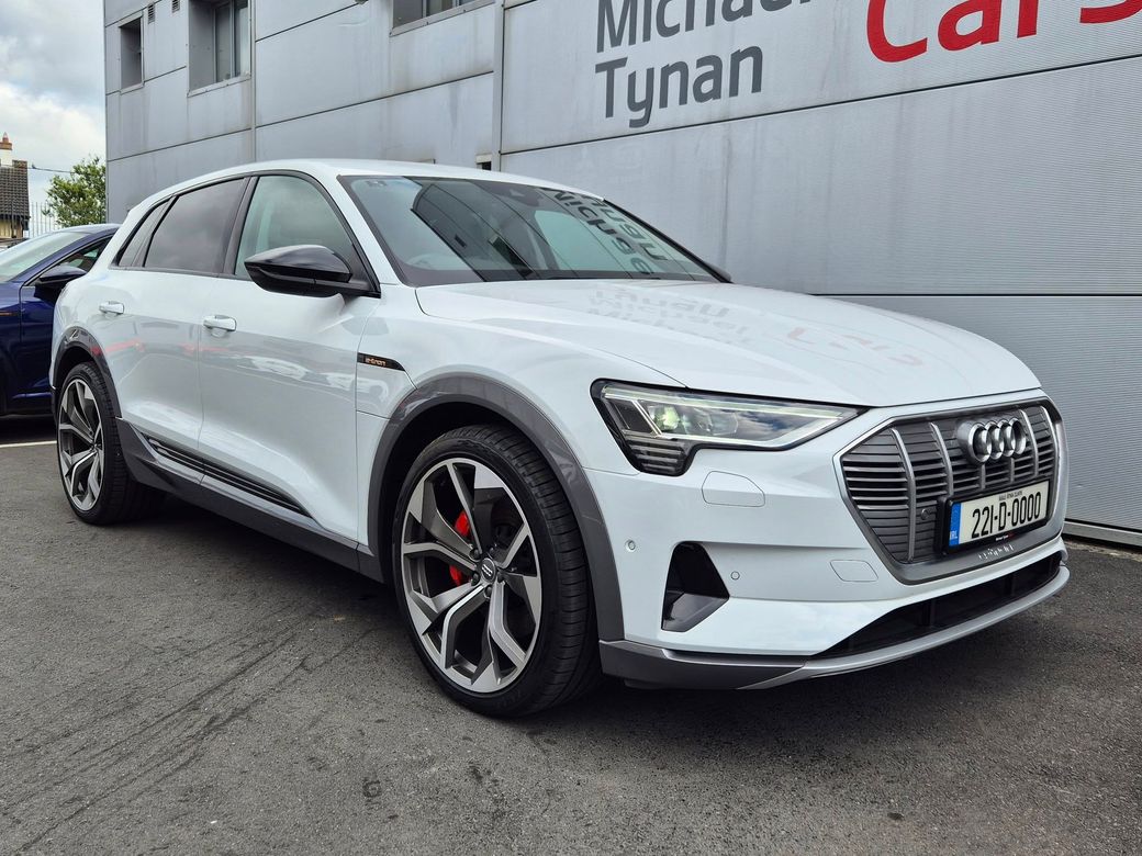 2022 Audi e-tron