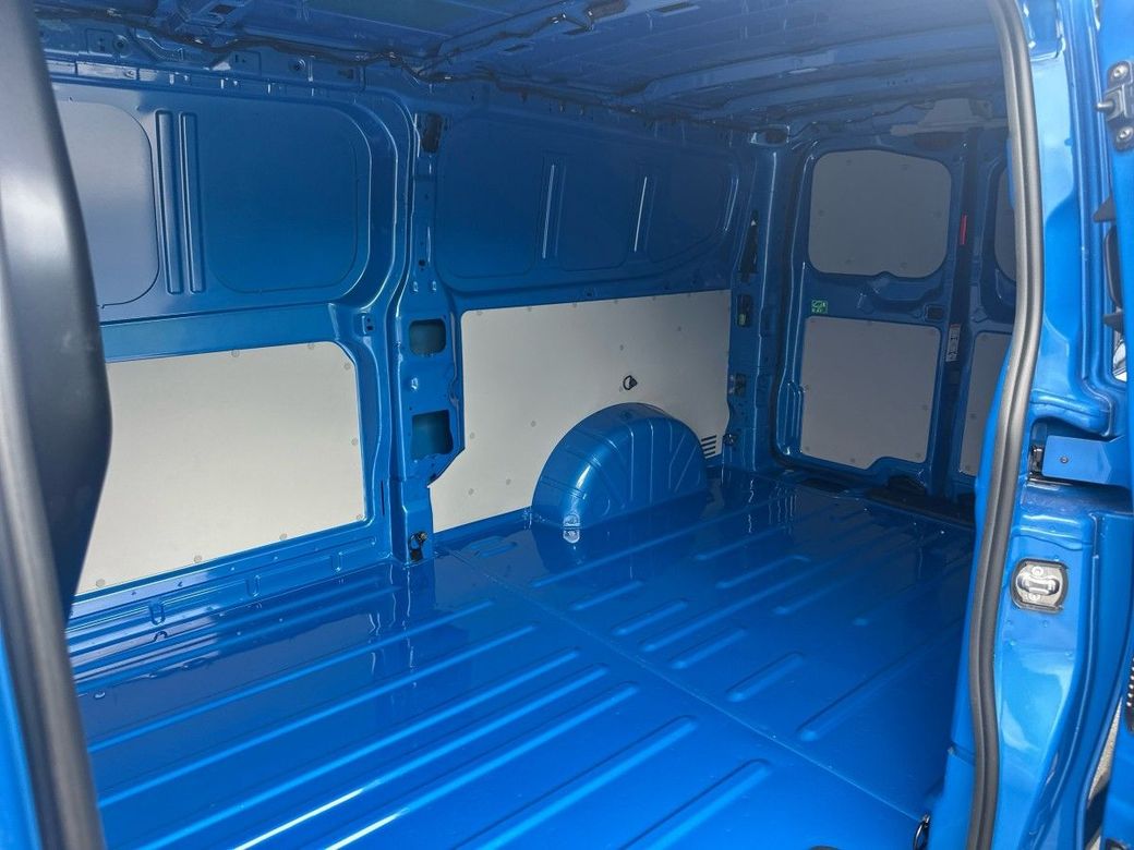 2025 Volkswagen Transporter