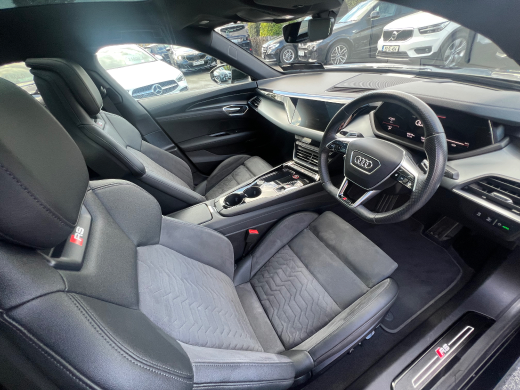 2021 Audi e-tron GT