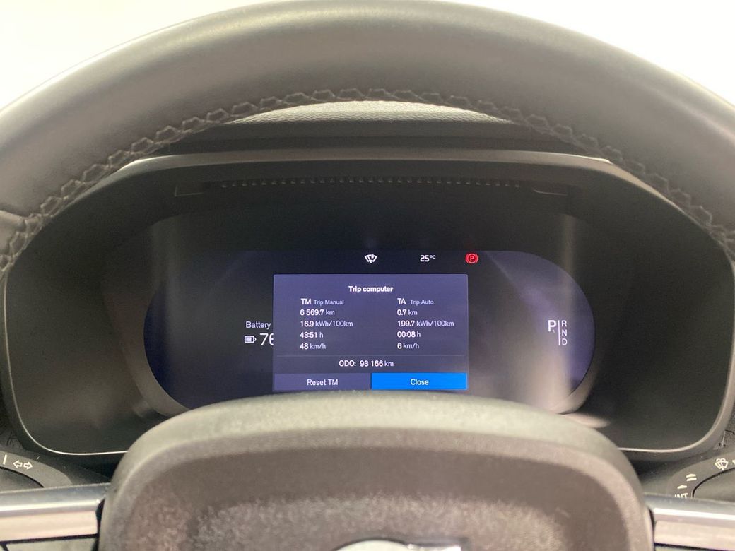 2023 Volvo XC40