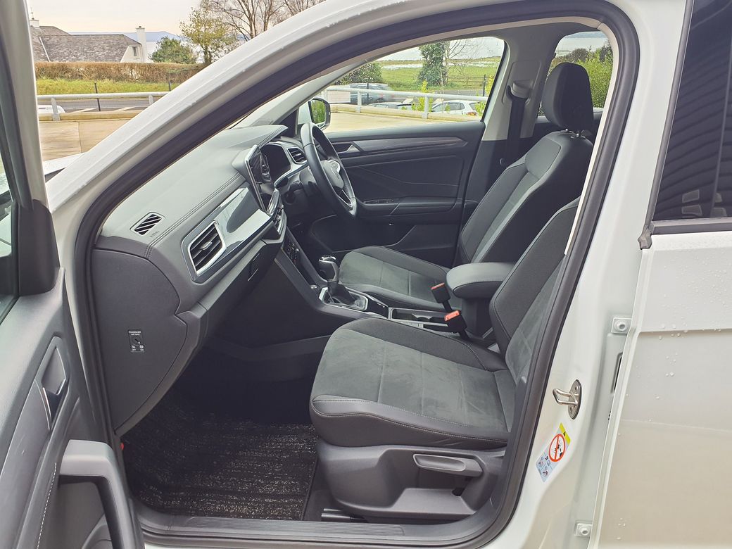 2023 Volkswagen T-Roc