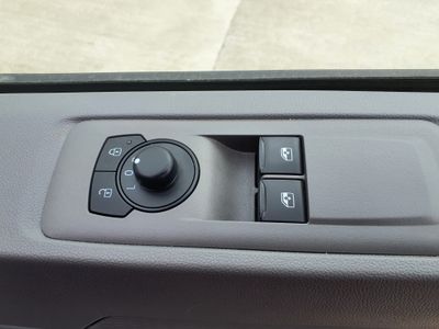 2025 Volkswagen Transporter