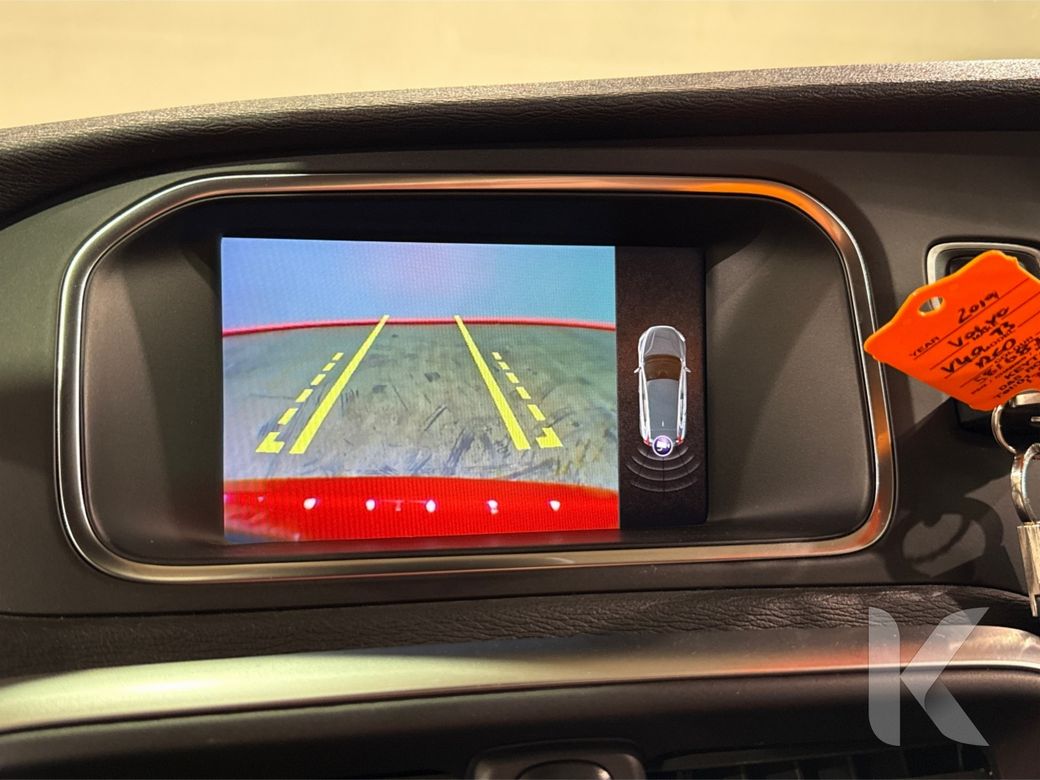 2019 Volvo V40