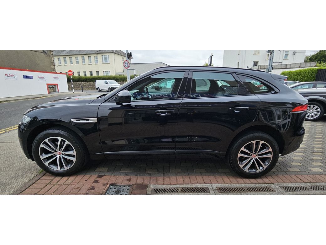 2018 Jaguar F-Pace