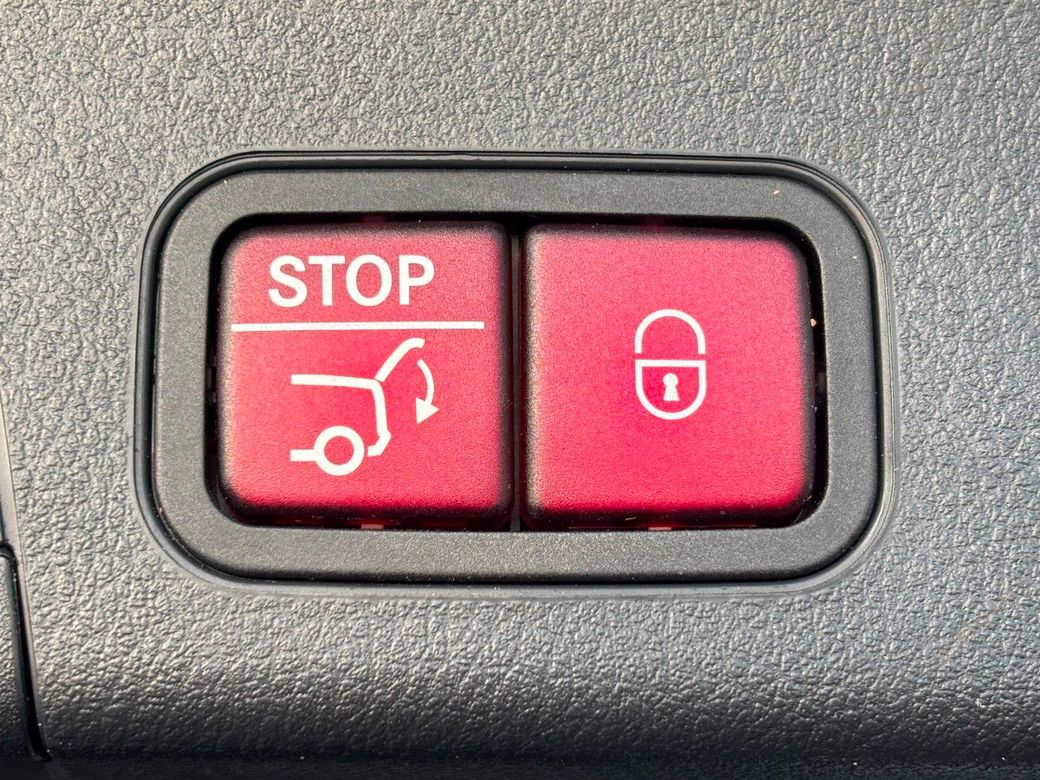 2023 Mercedes-Benz EQB