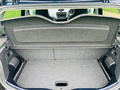 2014 Volkswagen up!