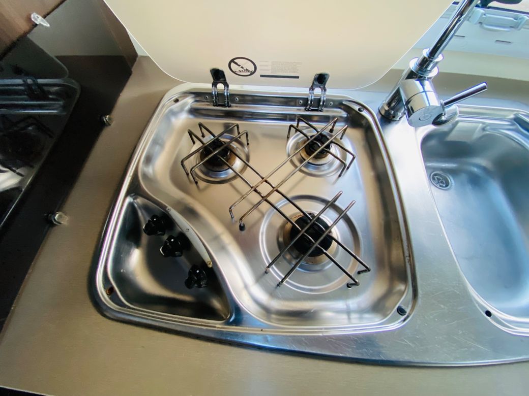 2018 ROLLER TEAM ZEFIRO 675 S-A  R.H.D AUTO 