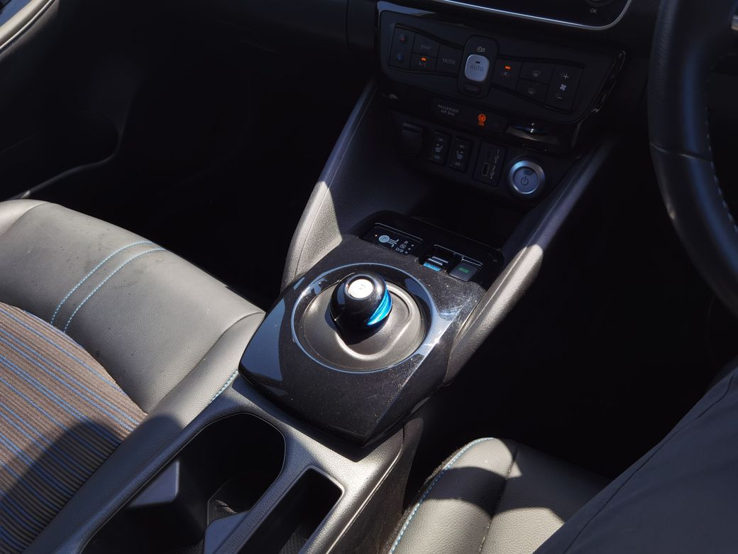 2022 Nissan Leaf