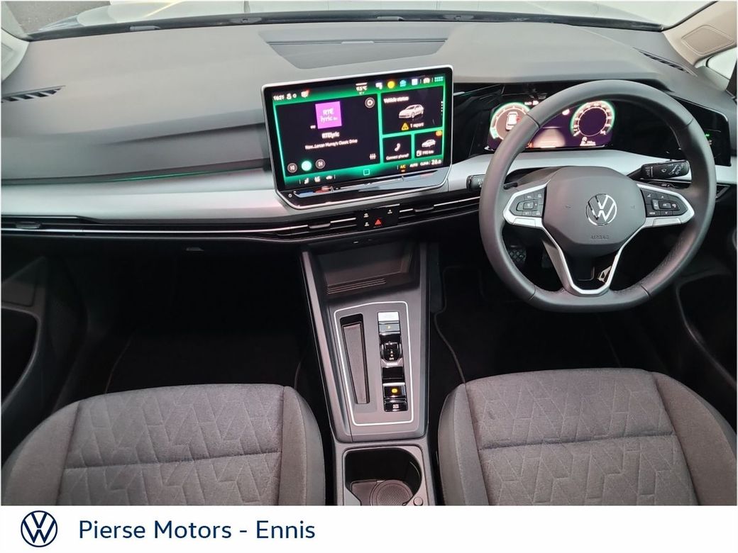 2025 Volkswagen Golf