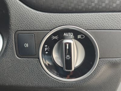 2016 Mercedes-Benz A 180