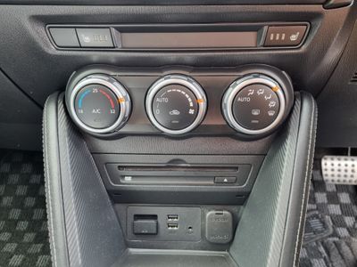 2017 Mazda Demio