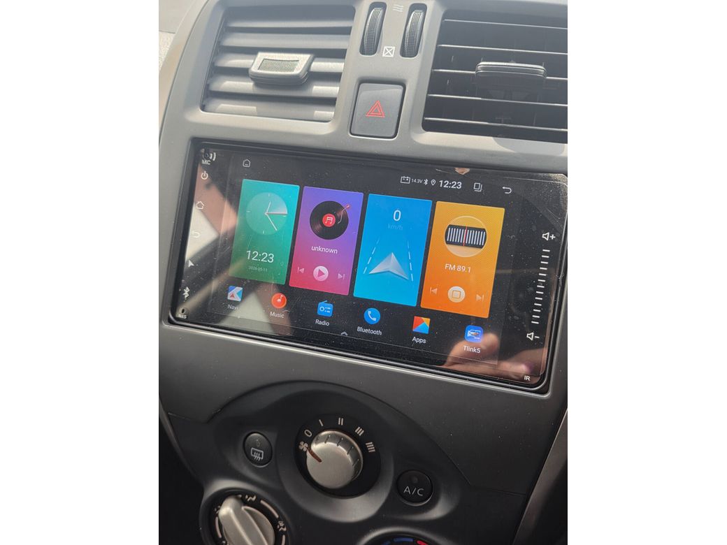 2015 Nissan March
