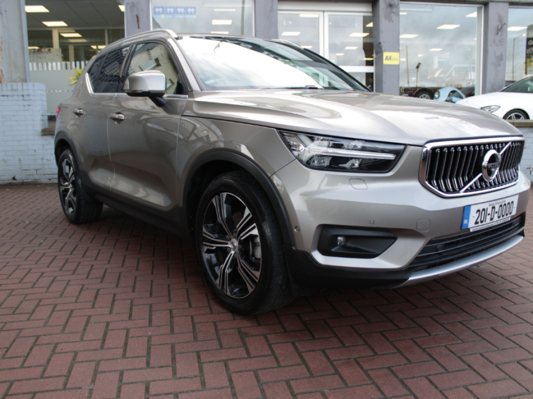 2020 Volvo XC40