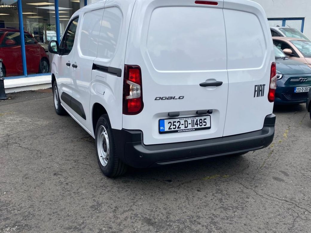 2025 Fiat Doblo