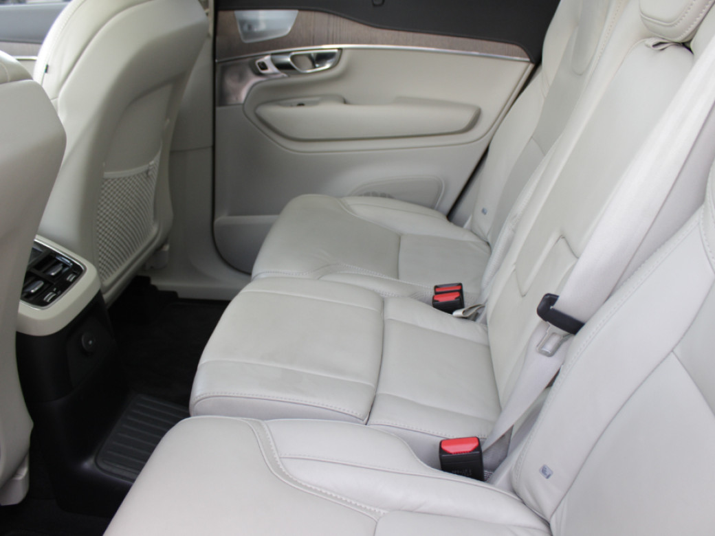 2021 Volvo XC90