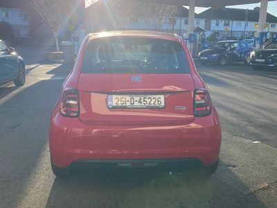 2025 Fiat 500e