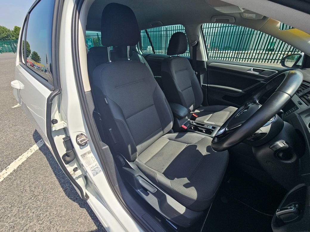 2017 Volkswagen Golf