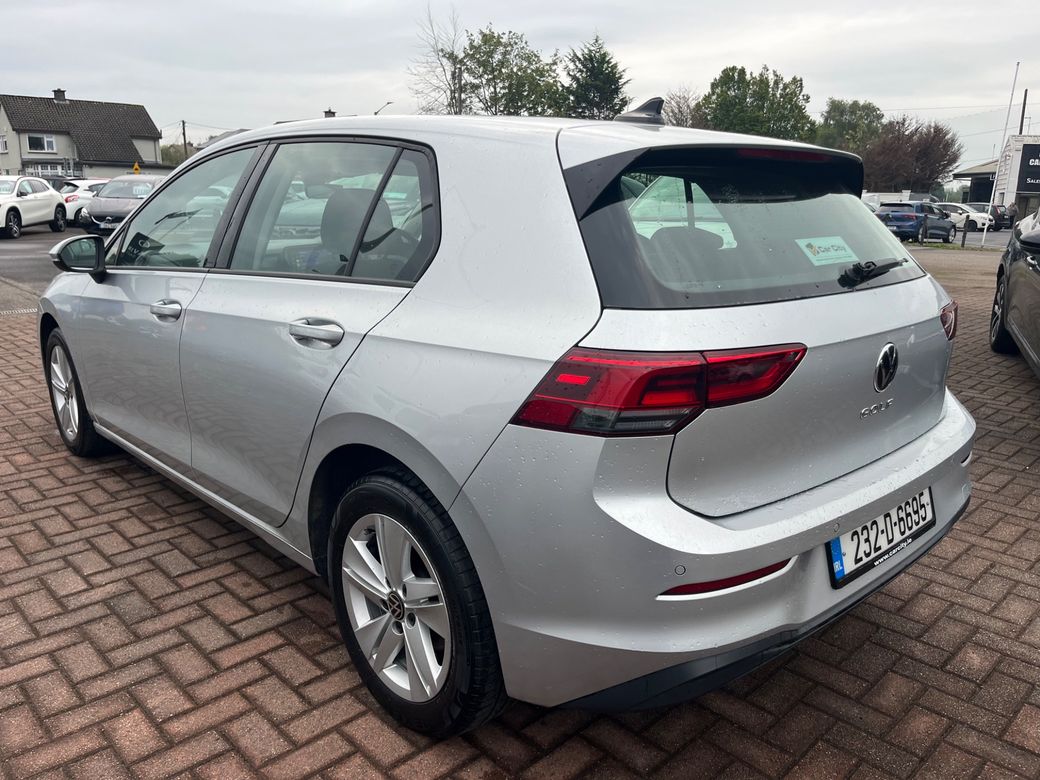 2023 Volkswagen Golf