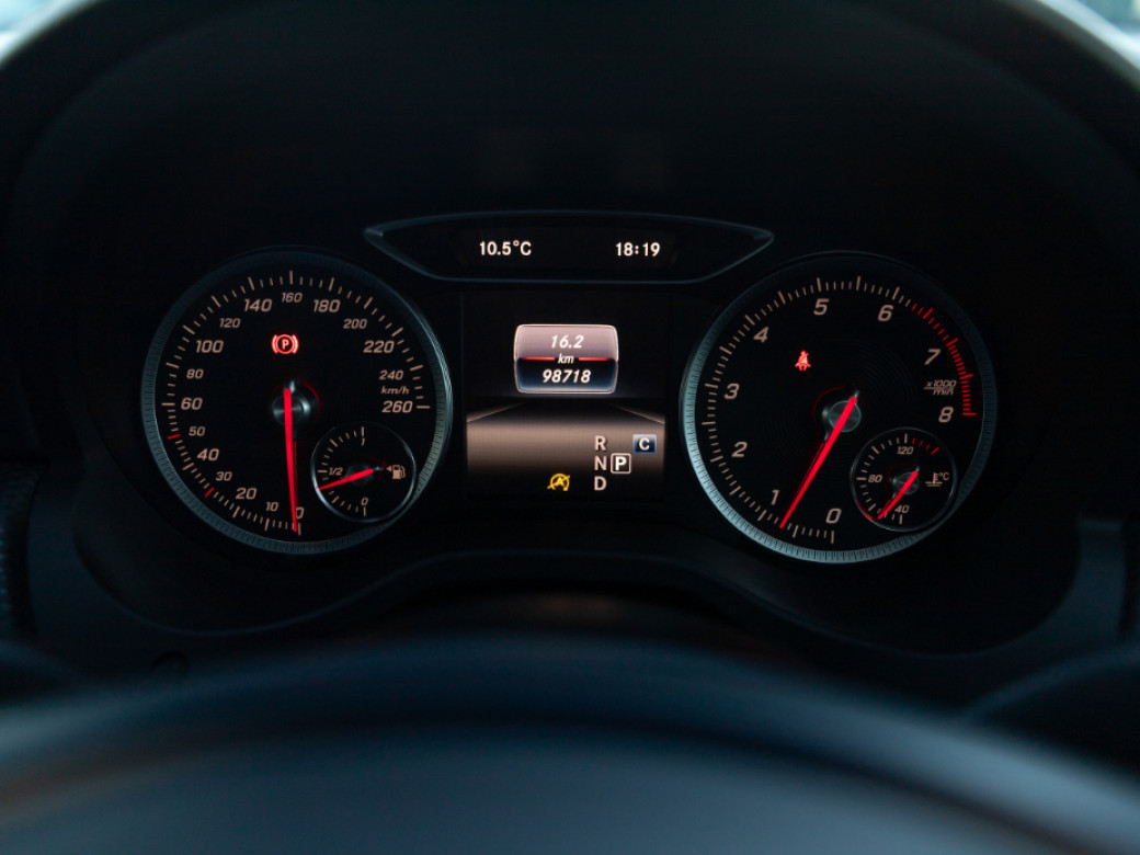 2017 Mercedes-Benz A 180