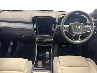 2026 Volvo EX40