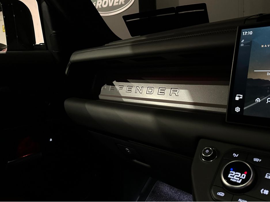 2025 Land Rover Defender