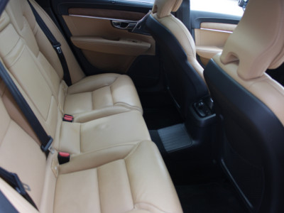 2019 Volvo V90