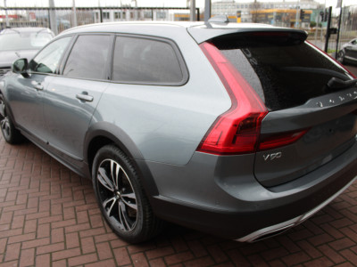 2021 Volvo V90 Cross Country