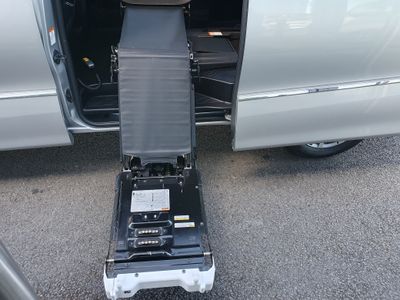 2017 Toyota Estima