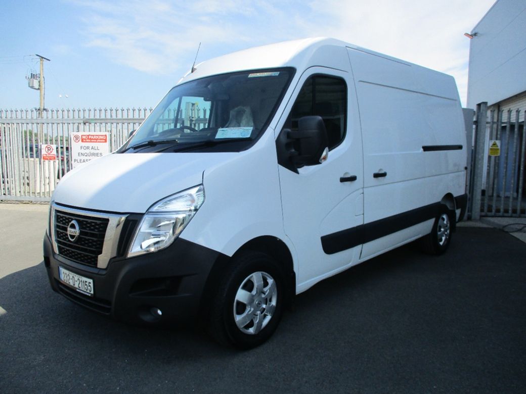 2023 Nissan Interstar