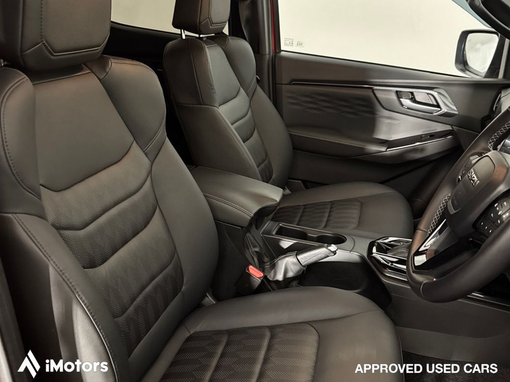 2025 Isuzu D-MAX