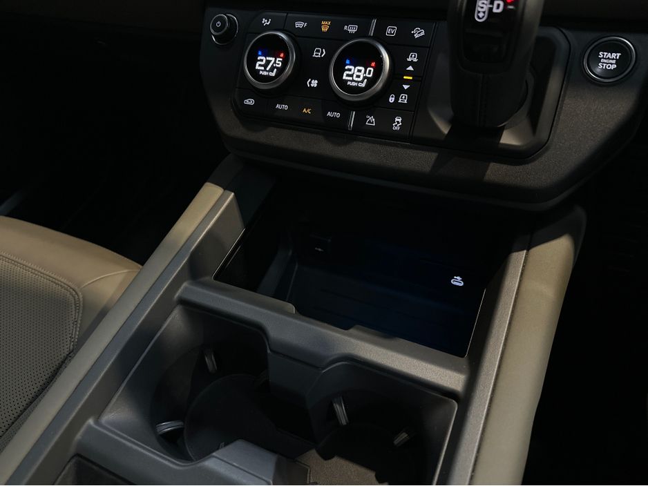 2025 Land Rover Defender