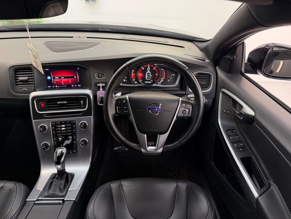 2017 Volvo V60