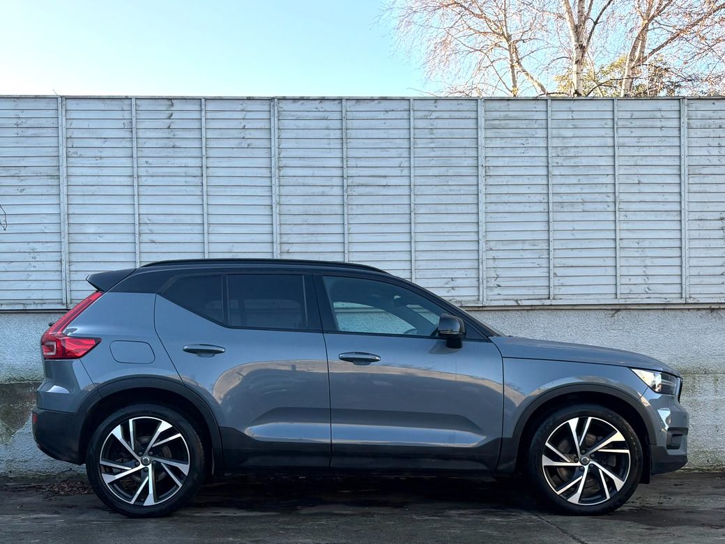 2021 Volvo XC40