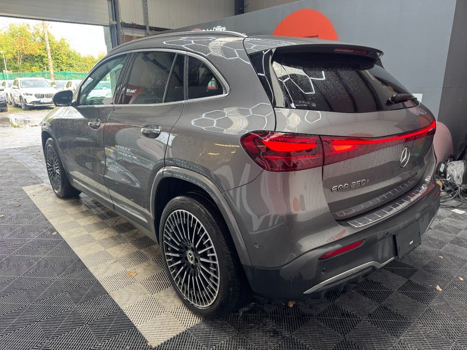 2025 Mercedes-Benz EQA