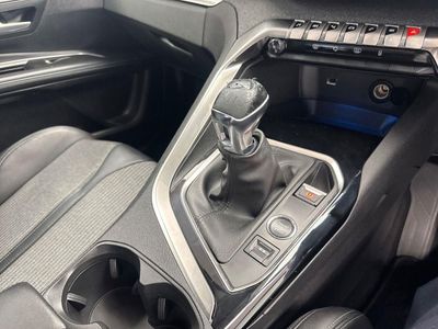2022 Peugeot 5008
