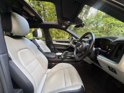 2025 Porsche Cayenne