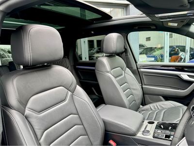2022 Volkswagen Touareg