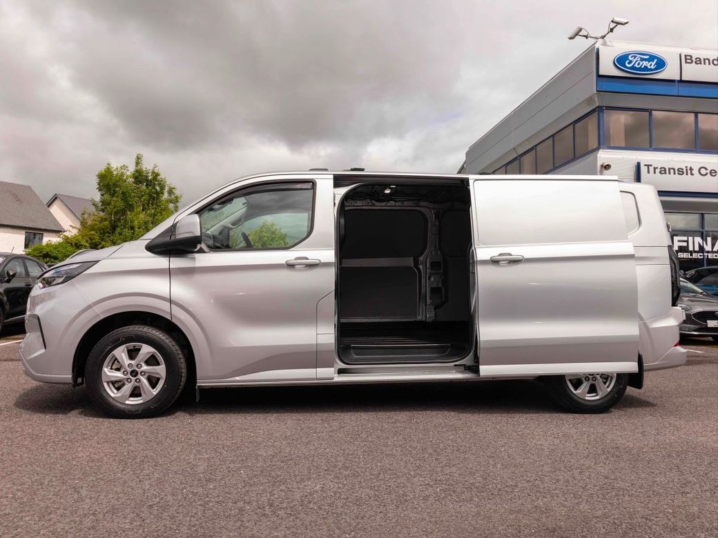 2026 Ford Transit Custom