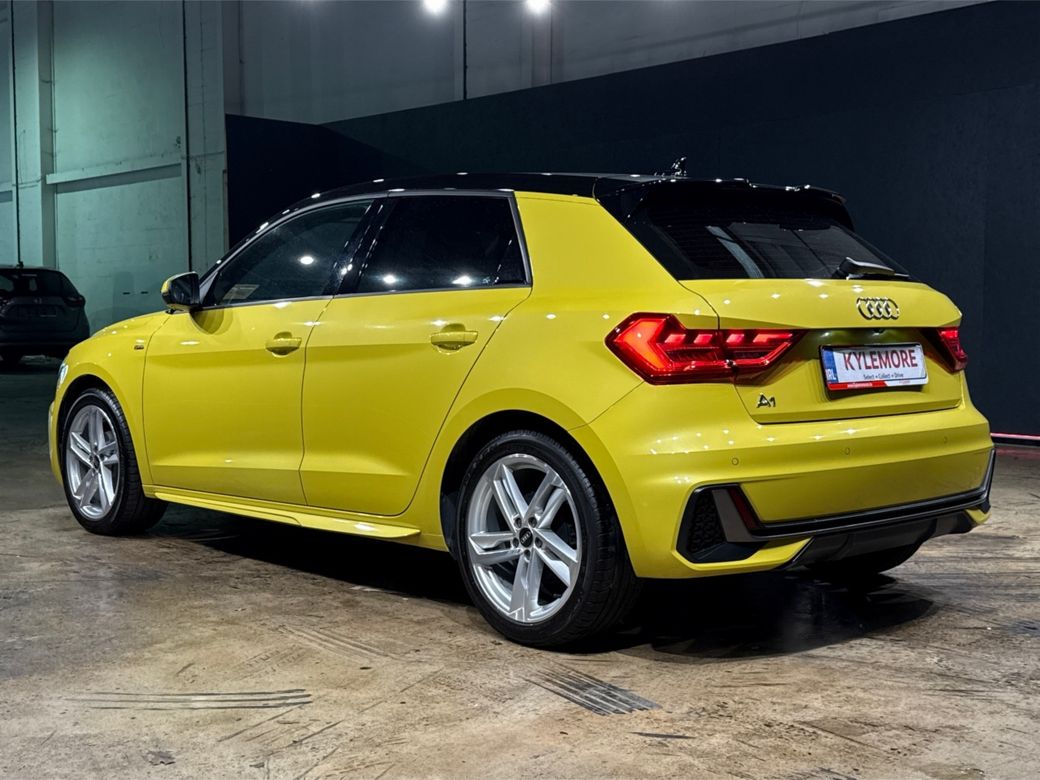 2022 Audi A1