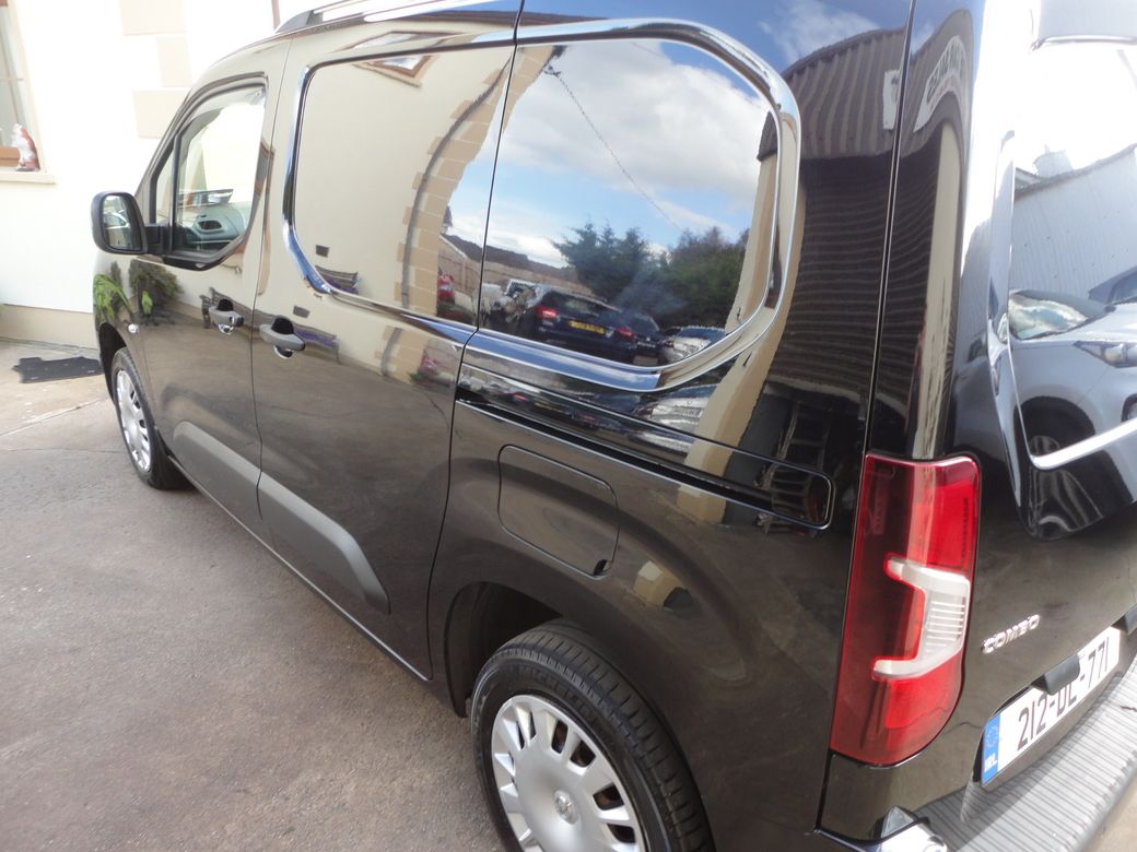2021 Opel Combo
