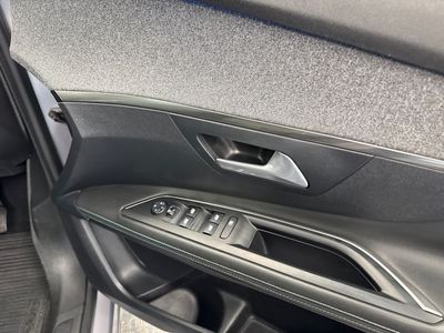 2021 Peugeot 3008