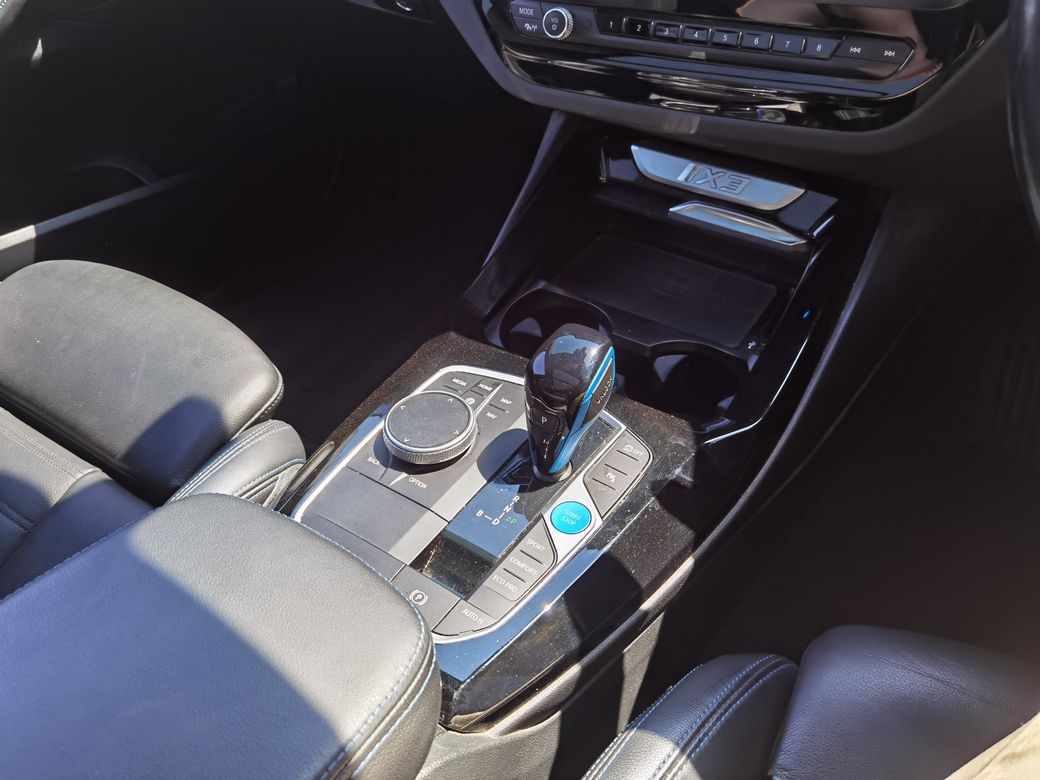 2022 BMW iX3