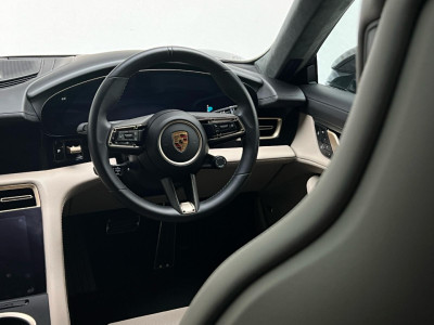 2023 Porsche Taycan