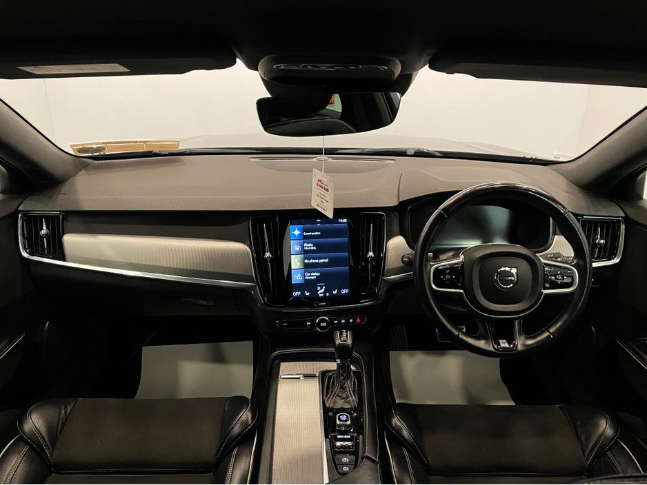 2020 Volvo S90