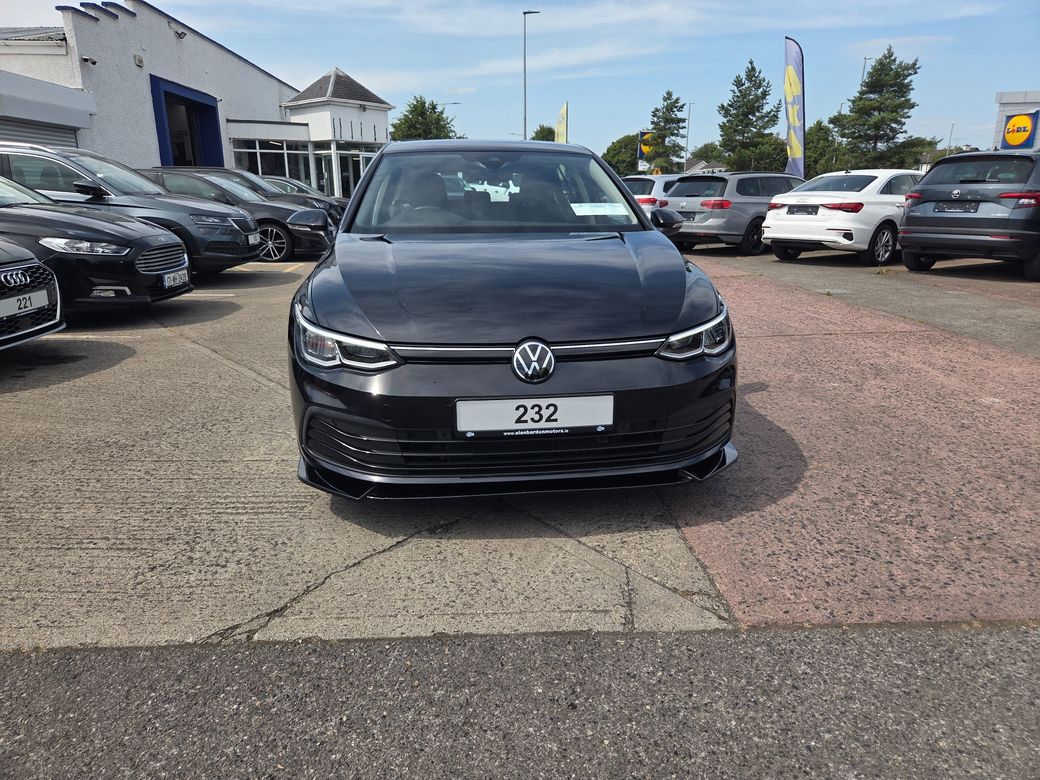 2023 Volkswagen Golf