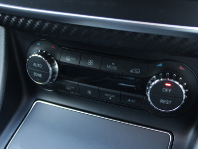 2016 Mercedes-Benz A 180