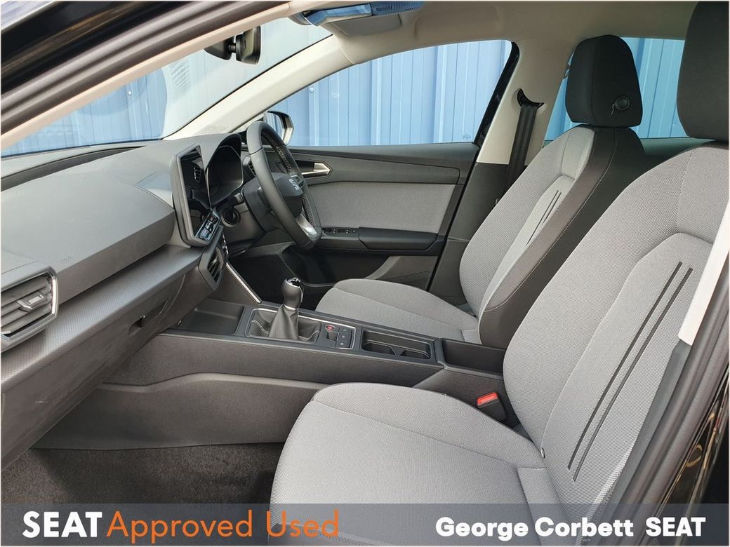 2025 SEAT Leon