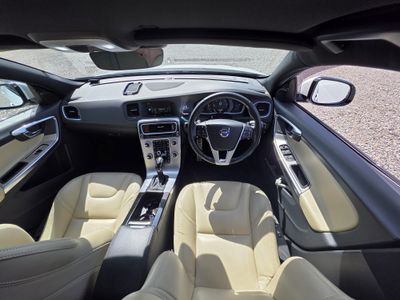 2017 Volvo V60